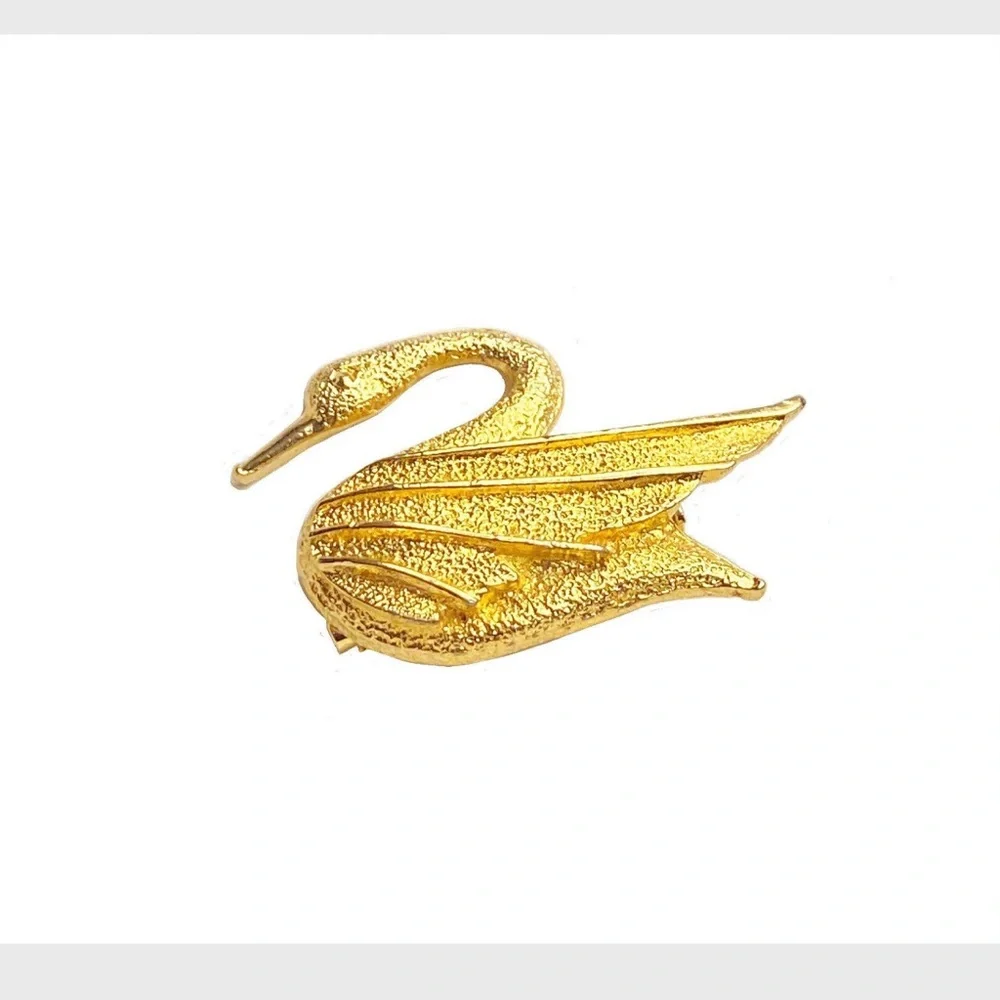 Dubarry Fifth Avenue Gold Swan Brooch Vintage Goldtone Bird Pin
